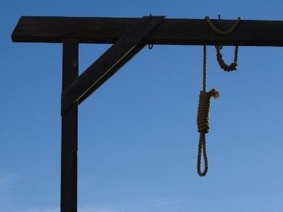 İranda edam hallarının dəhşətli statistikası: Ötən ilin 11 ayında 600 nəfər edam edilib