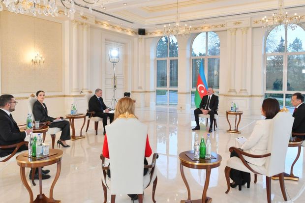 Prezident İlham Əliyev yerli televiziya kanallarına müsahibə verib- VİDEO