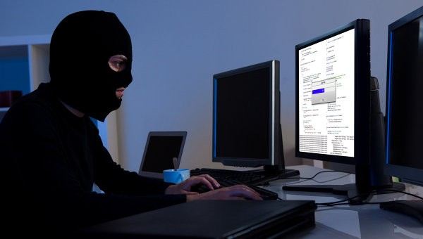 Bank dələduzluğu ilə bağlı vətəndaşlara xəbərdarlıq 
