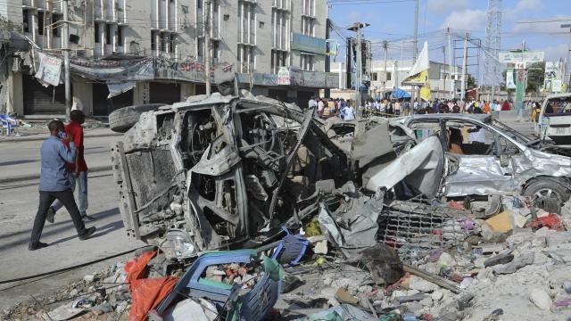 Somalidə intiharçı hücumu nəticəsində azı 3 nəfər ölüb 