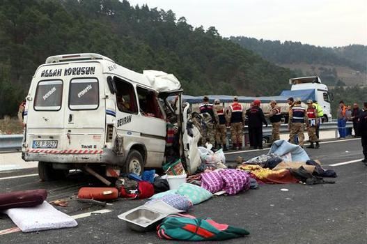 Türkiyədə avtobus qəzası: ölənlər var 