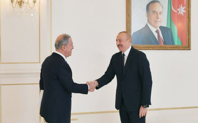 Prezident İlham Əliyev Hulusi Akarı qəbul edib FOTO