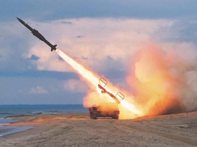 Şimali Koreya Yapon dənizinə ballistik raketi buraxdı 