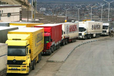 Yük avtomobili sürücülərinə bəd xəbər 
