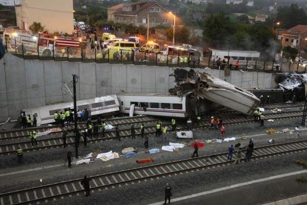 Rusiyada qatar qəzaya uğradı: 100 nəfər... 
