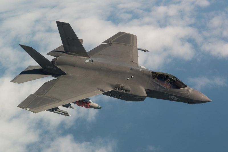 Yaponiyada F-35 qırıcıları qəza enişi edib 