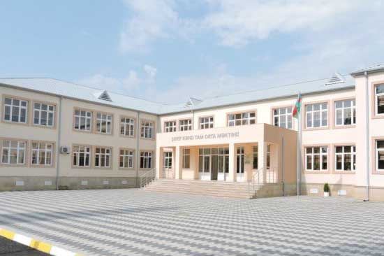 Xaçmazda şagird sinif yoldaşını bıçaqladı 