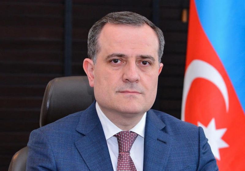 Bayramov Qırğızıstanın yeni səfirini qəbul etdi 