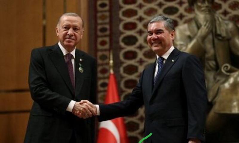 Ərdoğan Berdiməhəmmədovla danışdı 