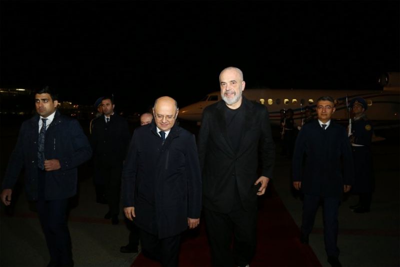 Edi Rama Azərbaycana gəldi 