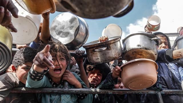 Fələstinin BMT-dəki daimi nümayəndəsi: “İsrail xalqımızı acından qırır” 