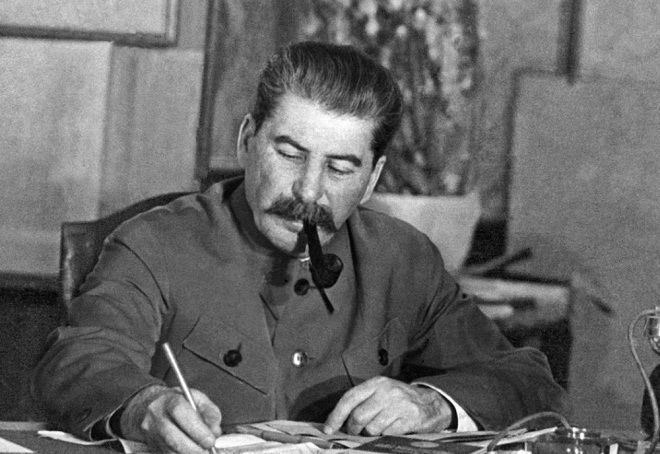 Stalini Qərb agentləri öldürüb? – Müraciət 