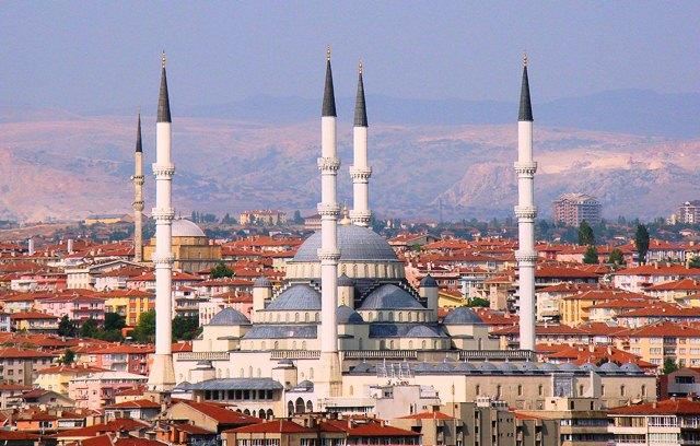 Türk muxtariyyəti Ankaraya çağırış etdi 