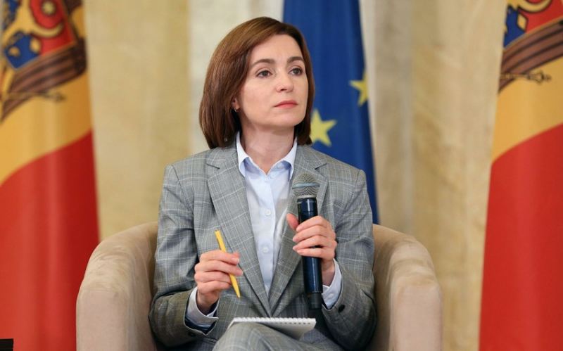 Moldova prezidenti məhkəməyə verildi 