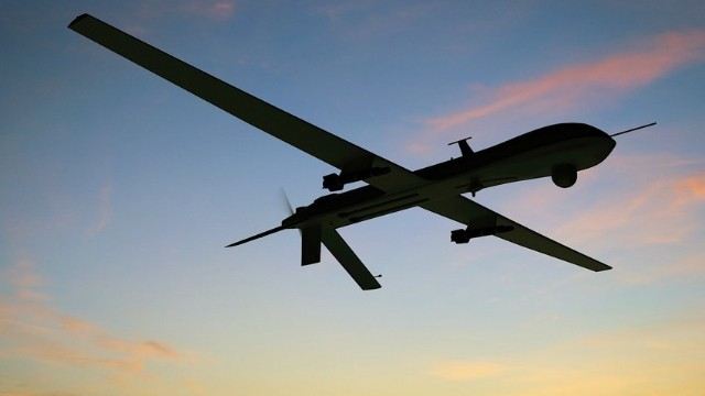 Ukrayna PUA ilə aerodroma hücum etdi 