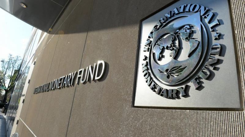 BVF Ukraynaya 880 milyon dollar kredit ayırıb 