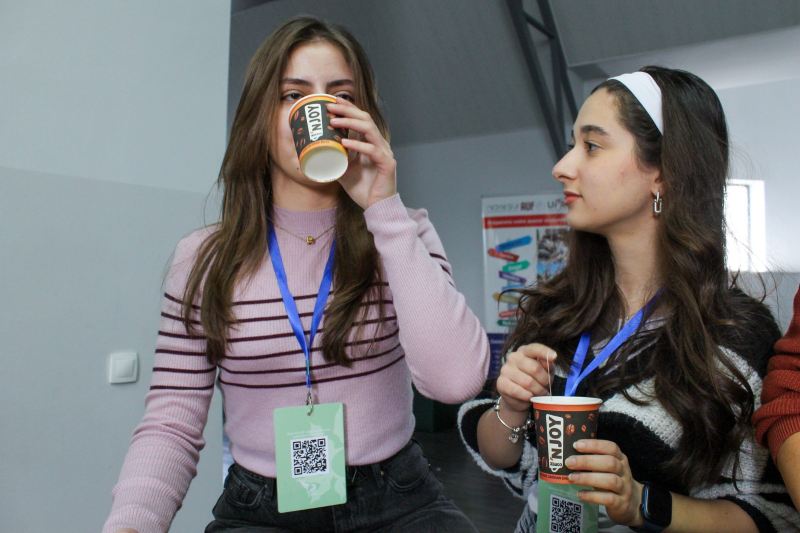 “Coffee ‘N Joy” Avropa Gənclər Parlamentinə dəstək olub 