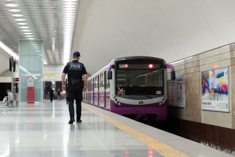 Əcnəbilər Bakıda qatarlara 5 min manata yaxın ziyan vurdular 