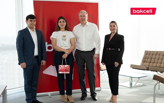 “Bakcell” çempion şahmatçı Ülviyyə Fətəliyevanı təbrik etdi - Fotolar 
