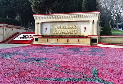 Rumen Radev Şəhidlər xiyabanını ziyarət etdi 