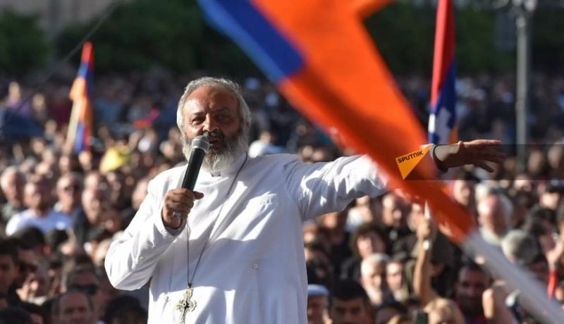 Sabah Paşinyanın çıxış edəcəyi binanın qarşısında böyük aksiya planlaşdırılır 