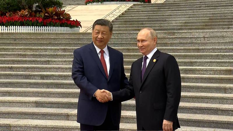 Putin Rusiya-Çin Sərgisinin açılışı üçün Harbinə gəlib 