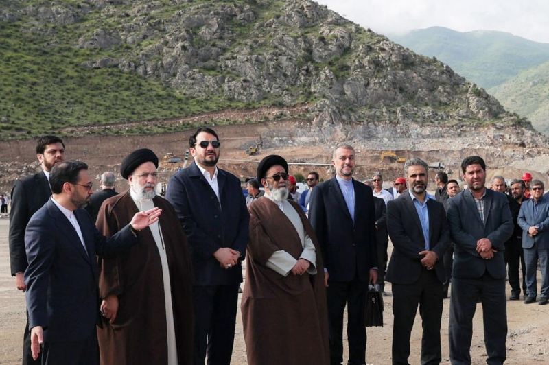 Helikopterdə olan Təbriz imamı ilə əlaqə yaradıldı: Sağdır! 