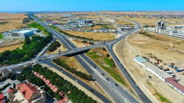 Bu yolda hərəkət məhdudlaşdırılır 