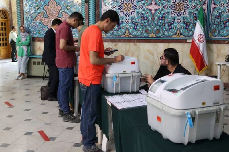 İranda yeni prezident kim olacaq? 