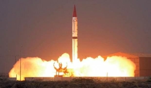 Pakistanın yeni raketi sınaqdan uğurla keçdi 