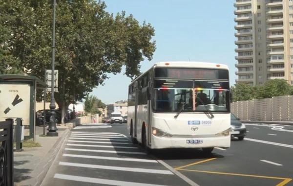 Piyadaları təhlükəyə atan nişan: Avtobuslar niyə yolun ortasında dayanır? 