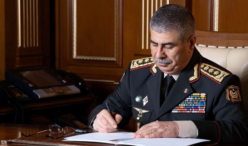 Müdafiə naziri Pakistana başsağlığı verdi 