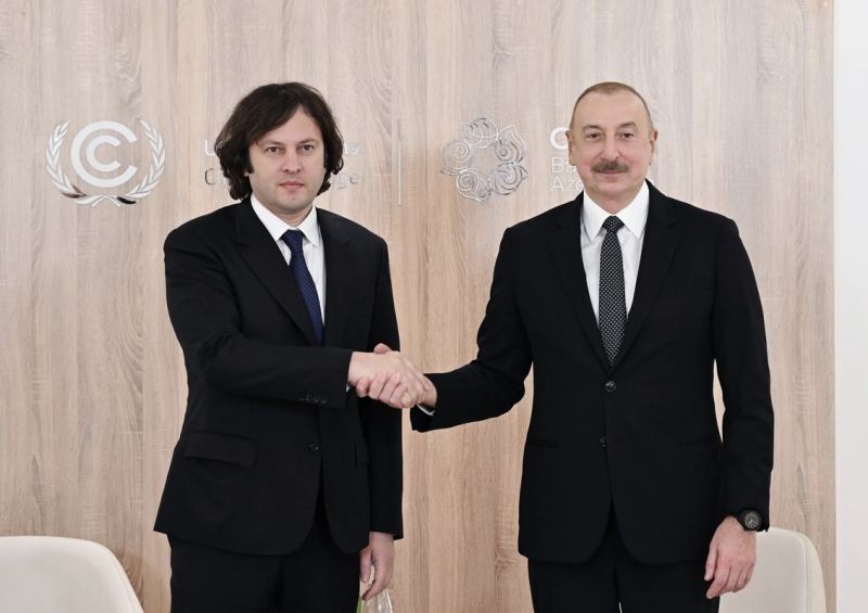 Prezident İlham Əliyev Gürcüstanın baş naziri ilə görüşüb 