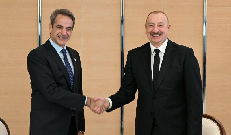 İlham Əliyev Yunanıstanın baş naziri ilə görüşdü 