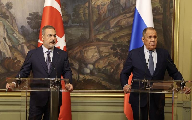 Türkiyə və Rusiya XİN rəhbərləri regional məsələləri müzakirə ediblər 