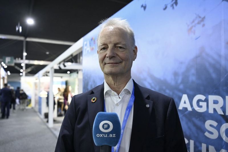 Çarlz Brend: \"Qida dəyər zənciri istixana qazlarının 30%-ni təşkil edir\" 