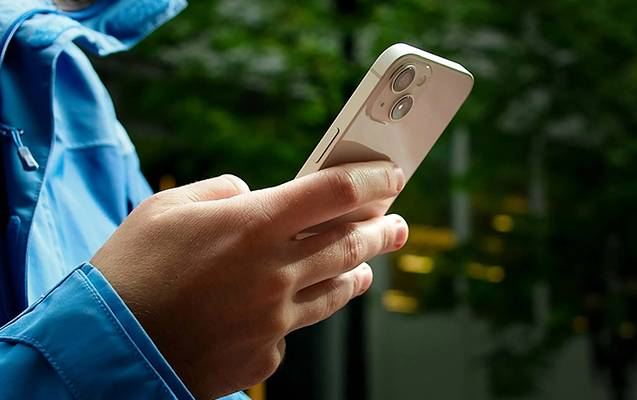 Şagirdlər dərsdə telefondan istifadə edə bilməyəcək 
