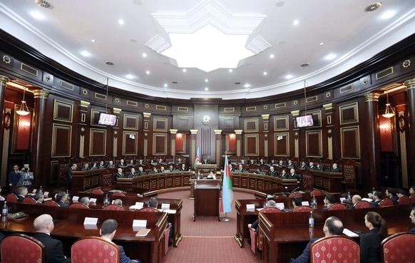 Yeni təyin olunmuş hakimlər Ali Məhkəmədə and içiblər 