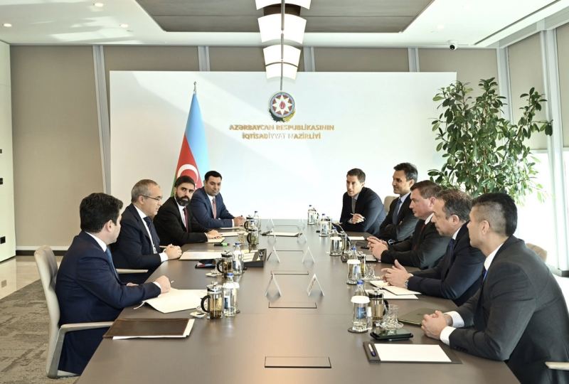 Mikayıl Cabbarov və Rövşən Nəcəf Ken Vest ilə görüşdülər 