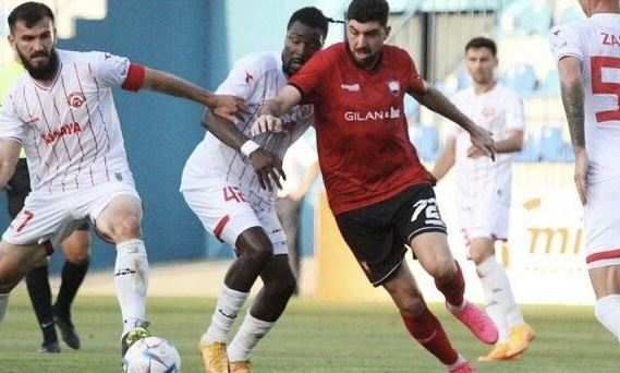 \"Araz\" qalib gəldi, \"Qarabağ\"ı qabaqladı 