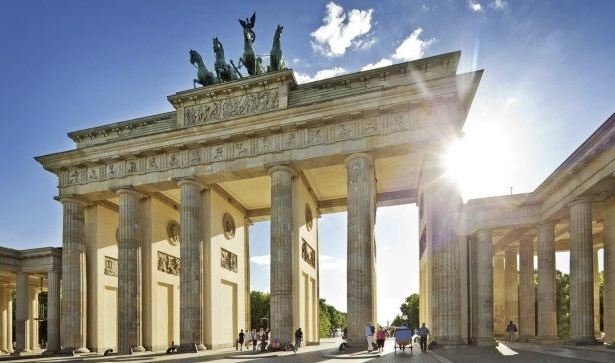 Almaniya Rusiya kanalının Berlin ofisini bağlayır 