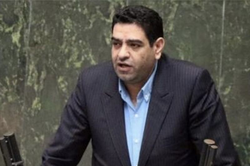 İran millət vəkili od püskürdü: \"Zərifi birdəfəlik edam edin, canınız qurtarsın\" 