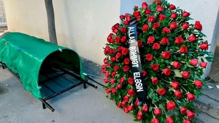 Azərbaycanda vəzifəli şəxs qəfil vəfat etdi - FOTO 