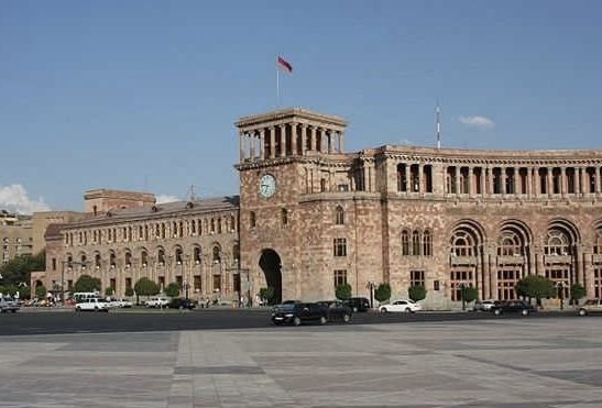 Deputatlarımız gələn ay İrəvana gedəcək? 
