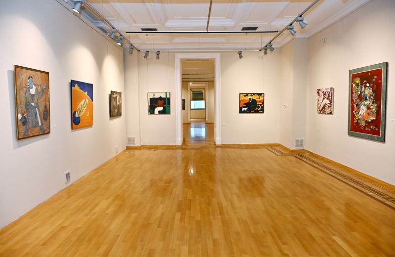 Bakıda “Xəzər” Biennalesi çərçivəsində təsviri incəsənət sərgisi açılıb 