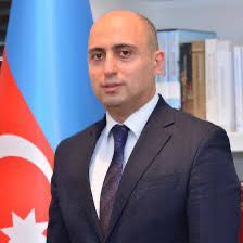 Məktəblərdə yığılan pul kimin cibinə gedir? 