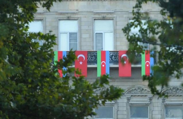 Dünyada ilk \"çətir universitet\": Türkiyə-Azərbaycan ali təhsil ocağından REPORTAJ 
