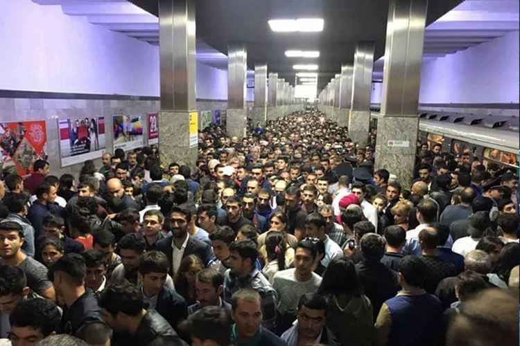 Bakını  sıxlıqdan və tıxaclardan necə xilas edək? Ekspertdən ÖNƏMLİ AÇIQLAMA