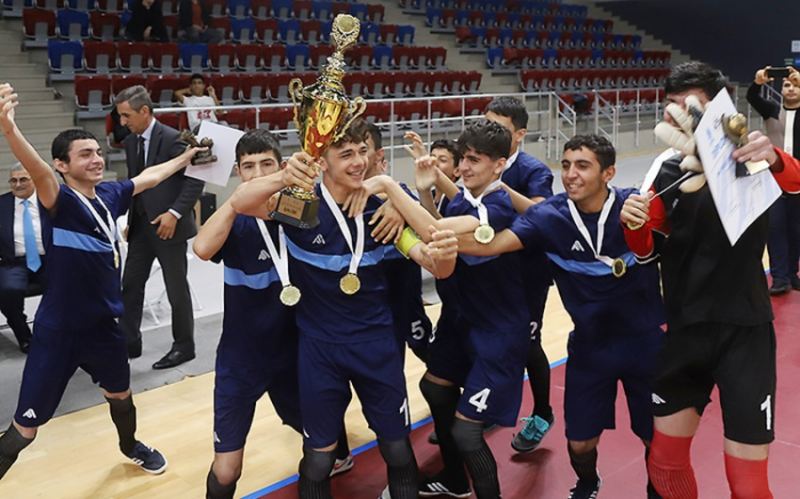 Futzal üzrə ənənəvi “Payız turniri”nə yekun vurulub 