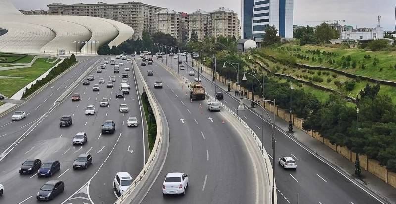 Bu tarixlərdə yollar bağlanacaq, metrodan istifadə edin 